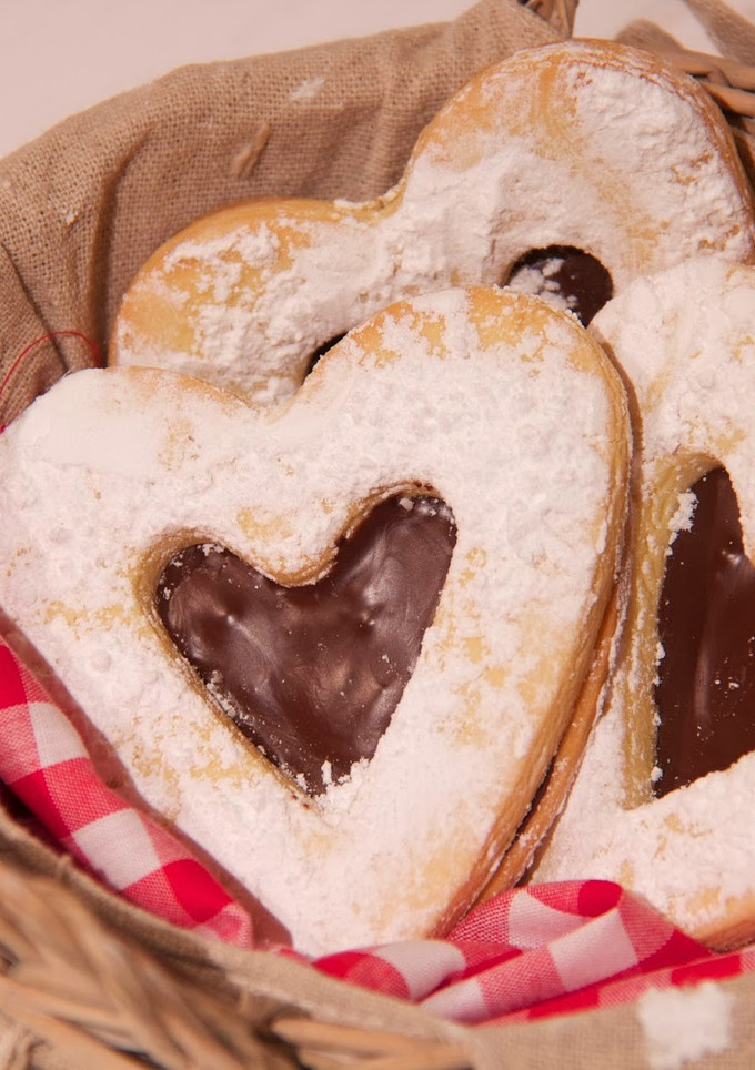Una foto de Galletas con corazón de chocolate