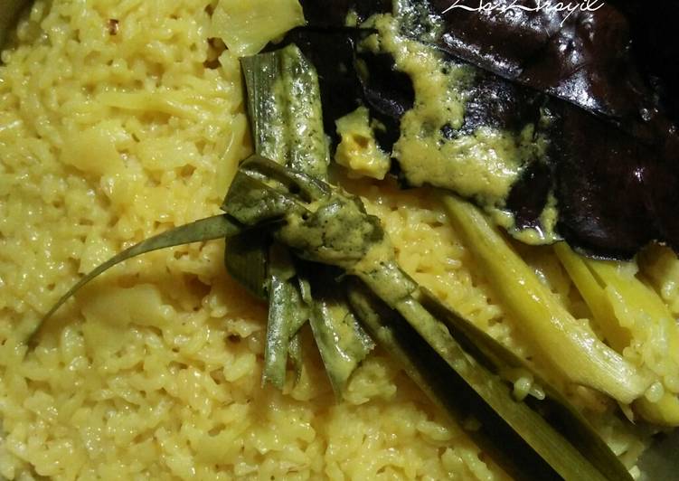 Nasi kuning presto super cepat dan praktis