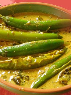 மிர்ச்சி கா சலான் (Mirchi kaa salaan recipe in tamil) செய்முறை முக்கிய புகைப்படம்