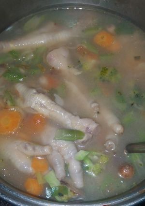 Foto resep Soup ceker sederhana tanpa ulek bumbu