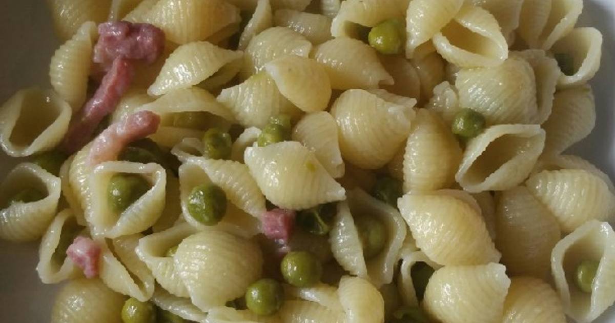 Ricetta Conchiglie ai piselli e pancetta affumicata di Giovanna Messina Cookpad