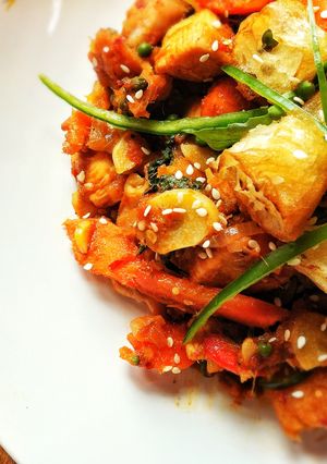 รูปของ ปาท่องโก๋ผัดพริกแกงไก่