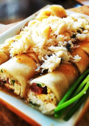 A picture of Fresh Spring Rolls with Crab (Slow Cooker).