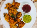 आटे और प्याज के पकौड़े Aate aur Payaj ke Pakode