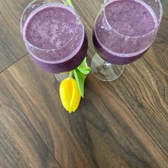 A picture of Purple blossom smoothie.