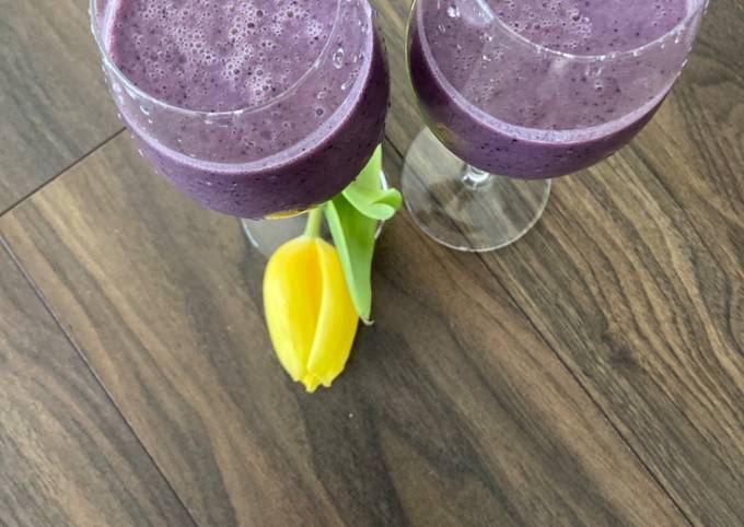 Purple blossom smoothie recipe main photo