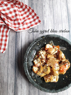 Foto resep Tahu gejrot khas cirebon