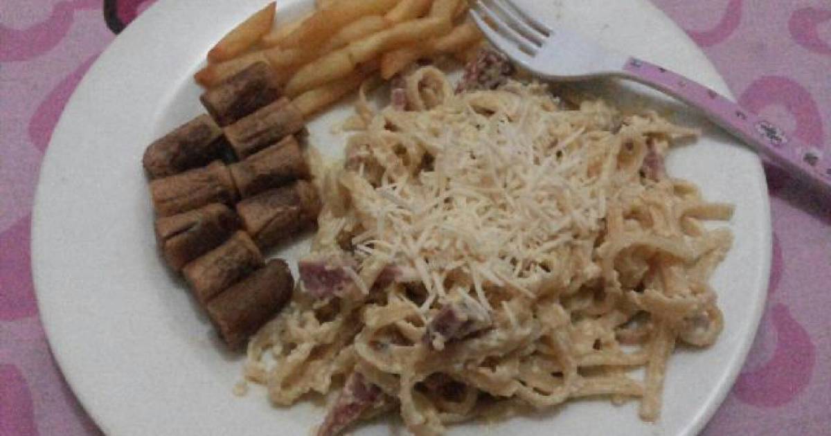 714 resep  fettucine carbonara  keju enak dan sederhana 