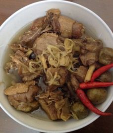 thịt ngan om sấu