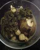 Trứng lộn ngải cứu