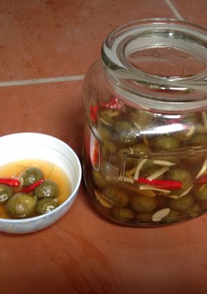 Hình của món Sấu ngâm mắm.