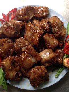 Hình của món Sườn xào chua ngọt.