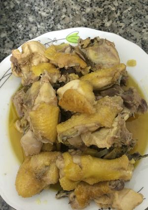 Hình của món GÀ TA KHO GỪNG.