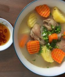 móng giò cà rốt khoai tây