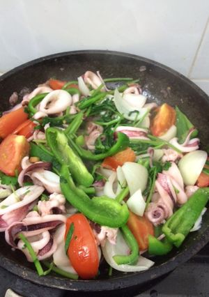 Hình của món MỰC XÀO ỚT XANH.