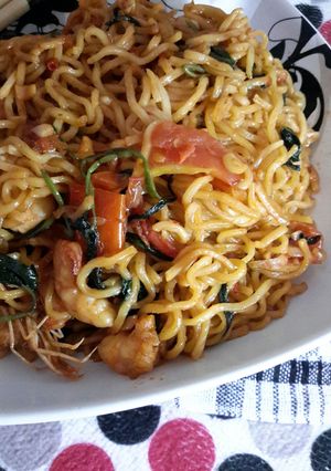 Foto resep Mie Goreng Kangkung Terasi
