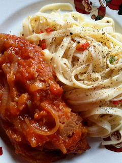 Foto resep FETTUCINE AGLIO OLIO WITH CHICKEN BREAST TOMATO SAUCE