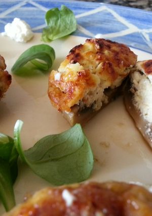 Una foto de Setas rellenas de queso ricotta y parmesano