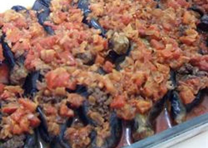 Cheikh IL Mehchi- baked Stuffed Eggplants with minced meat