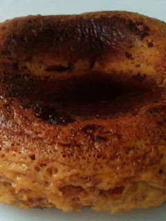 Una foto de Flan al microondas, de huevo y bizcocho
