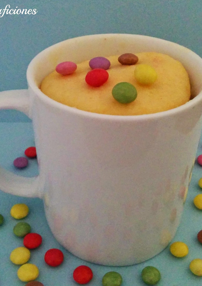 Una foto de Mug cake de limón