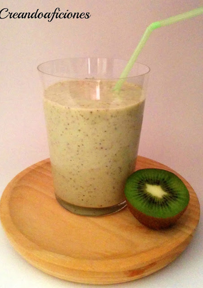 Una foto de Smoothie de kiwi y plátano