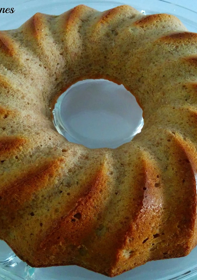 Una foto de Bizcocho integral de pera y nueces