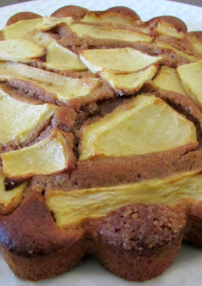 Una foto de Bizcocho integral de manzana y canela