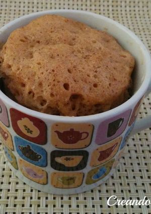 Una foto de Mug cake de manzana y canela
