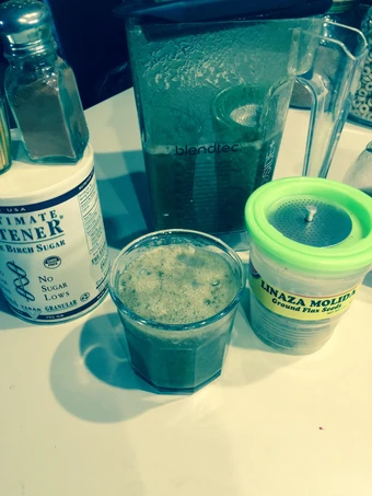 Easy Ways Make|Recipe} Greens and Reds Smoothie the Delicious, Appealing