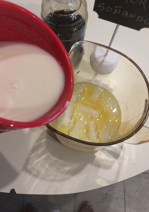 A picture of Orange-turmeric Milk (Mori-Soñando).