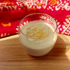 A picture of Banana smoothie.