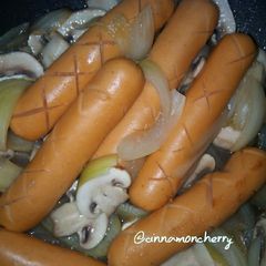 A picture of Easy Stir-Fry Sausages.