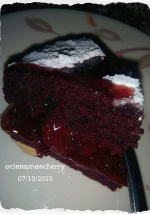 A picture of Red Velvet Cake (no eggs, butter, milk).