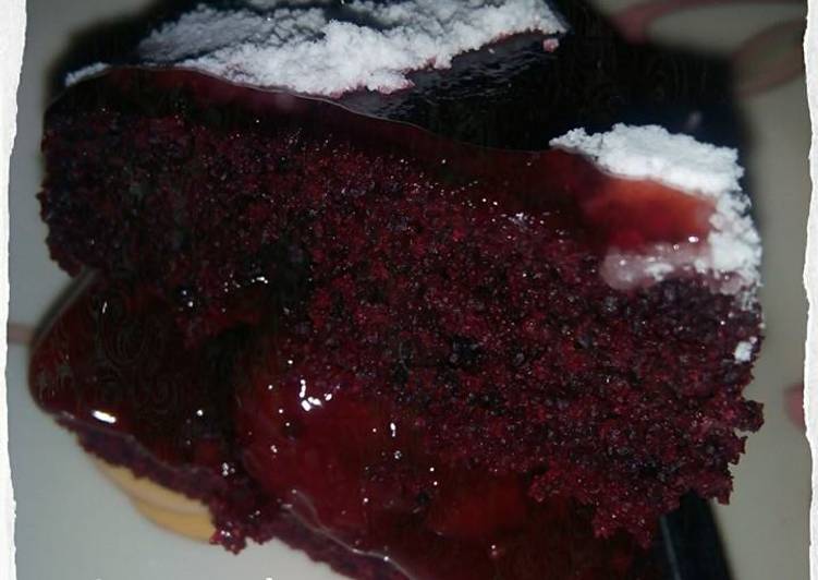 Red Velvet Cake (no eggs, butter, milk) Red Velvet Cake (no eggs, butter, milk)