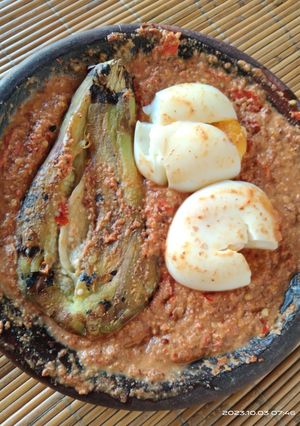 Foto resep Telur Terong Bakar Sambal Kacang Madura
