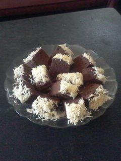 Foto resep Brownis kukus bertabur keju ala youmi