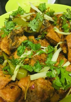 A picture of Chicken Koyla Karahi.