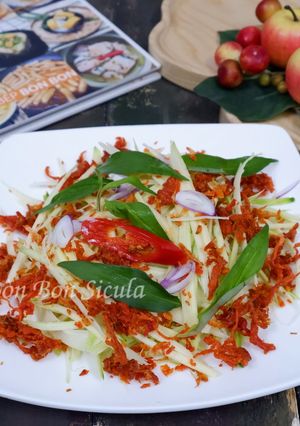 Hình của món Gỏi Xoài Khô Bò Sợi.