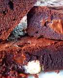 Brownie de tres chocolates