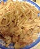 Thịt luộc cuốn bánh tráng