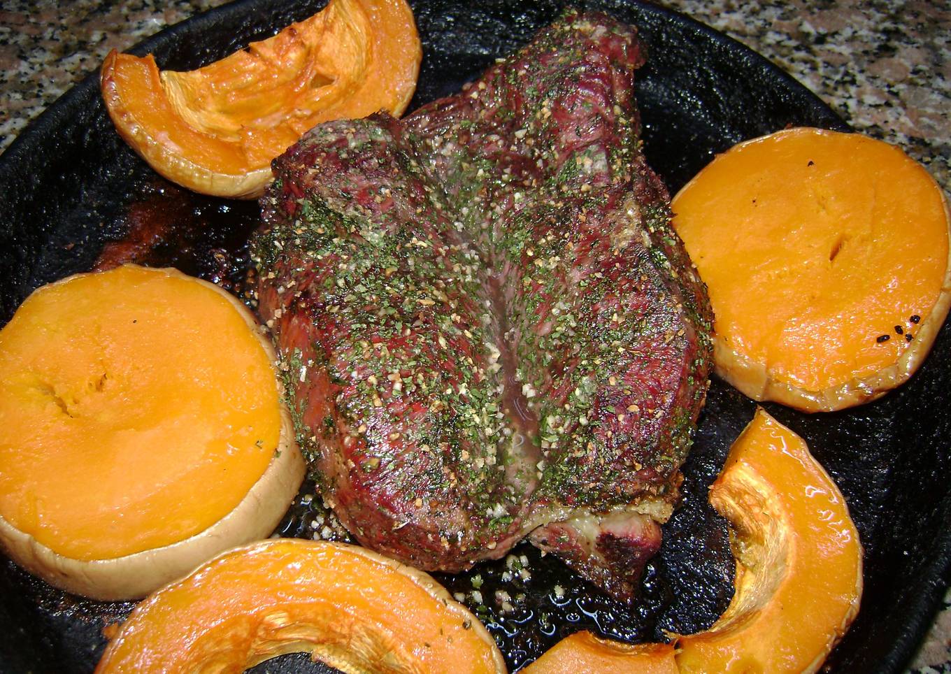 Marucha a la provenzal con calabaza al horno