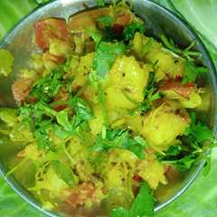 सूखे मसाला आलू (Sukhe masala aloo recipe in hindi) রেসিপির প্রধান ছবি