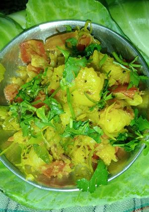 सूखे मसाला आलू (Sukhe masala aloo recipe in hindi) रेसिपी मुख्य फोटो