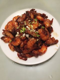 Hình của món Tôm rang , thịt om mật mía..