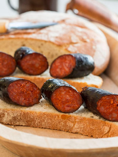 Una foto de Chorizos ahumados