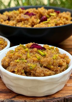 A picture of Instant Moong Dal Halwa.