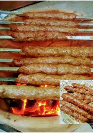 A picture of Seekh kababs.