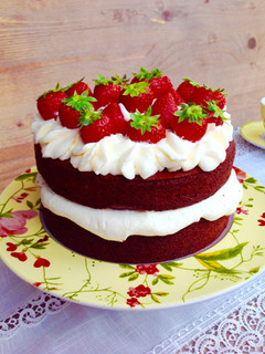 Una foto de Red velvet cake