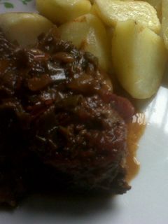 Una foto de Plateada al jugo en olla común 